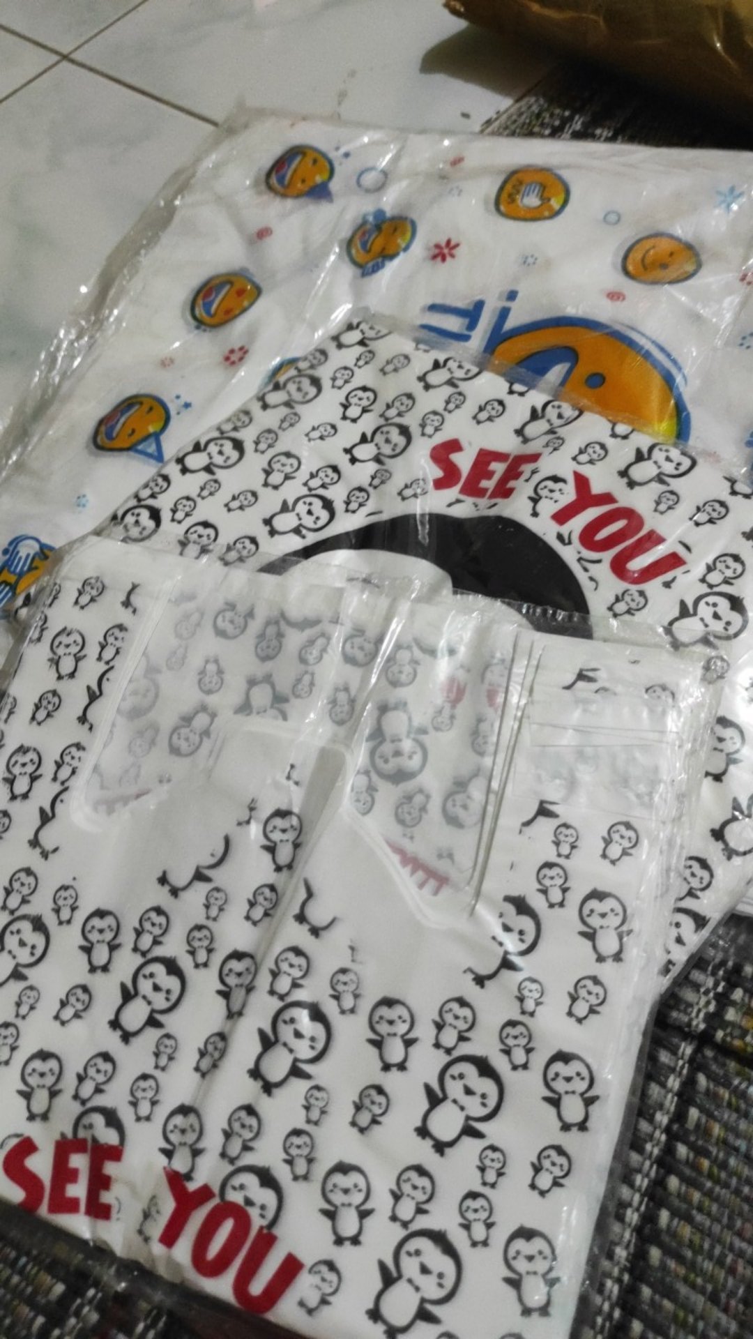 Kantong Kresek Motif Olshop Tanggung Karakter Sapi Pinguin Hellokitty/ Kresek Murah