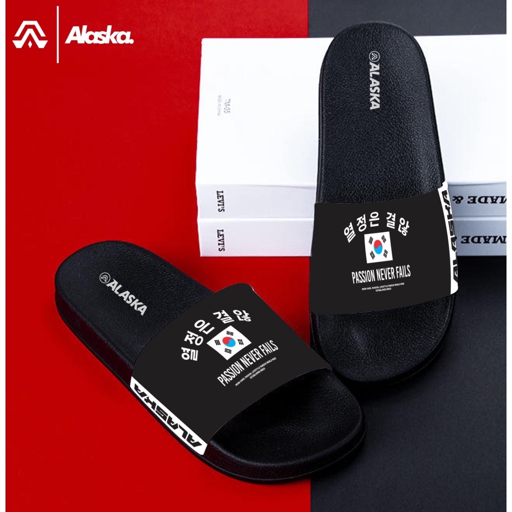 Sandal Slide Slip on Pria wanita Gaya korea Terbaru