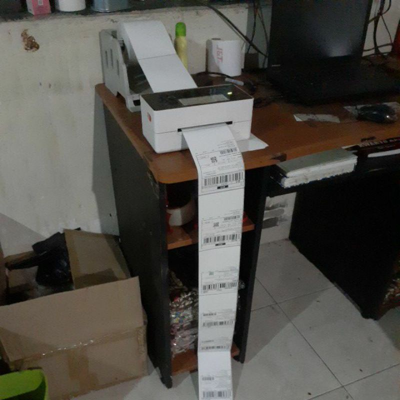 

kertas cetak/resi pengiriman/label thermal size 100×150mm/1roll 500pcs