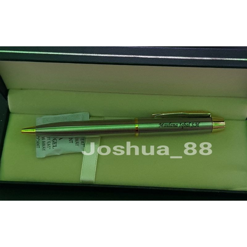

Pulpen Parker Im/Sonnet Bahan Metal Bisa Request Ukir Nama Logo Perusahaan,Souvenir
