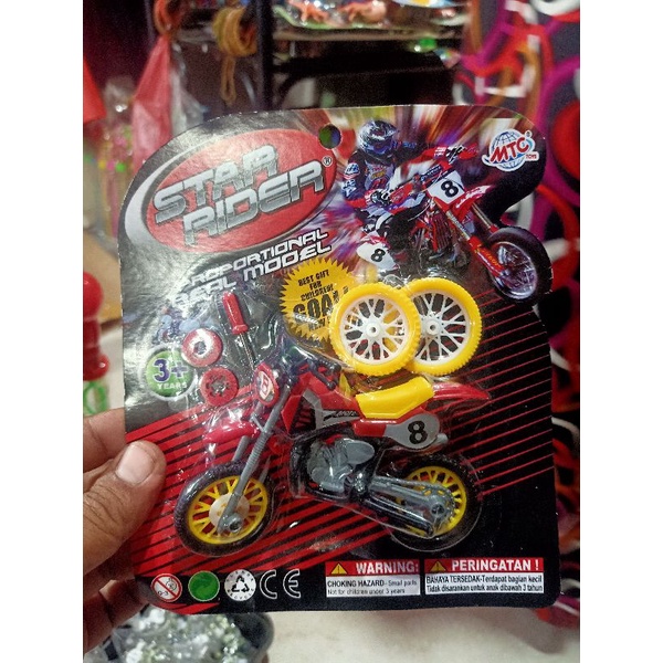 Mainan anak motor trail lengkap,bonus 2 ban,obeng dan gearbox