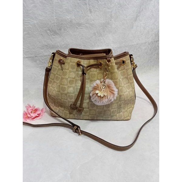 Tas Sling Serut Lovcat Preloved