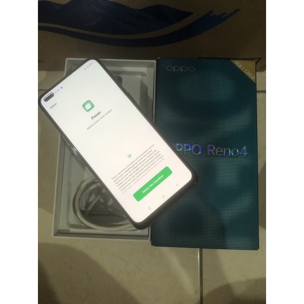 second oppo reno 4 ram 8/128 fullset masih garansi sampai  jan 2022