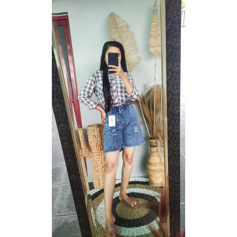 Celana sobek Pendek Jeans Wanita Hotpants Jeans Korea