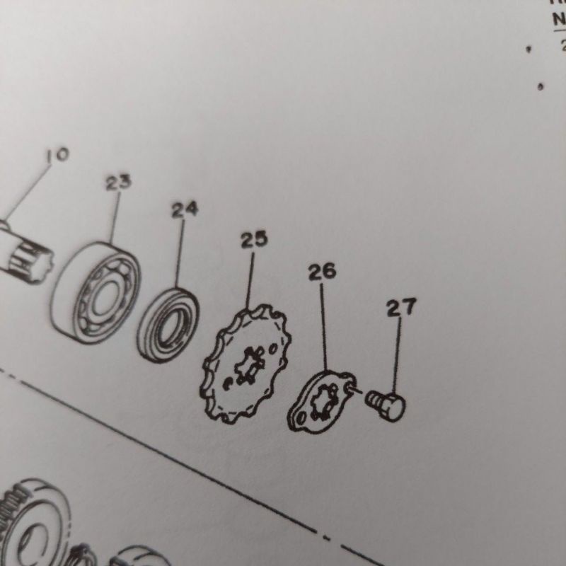 BAUT DAN HOLDER SPROCKET SPOKET PENGUNCI GEAR RANTAI DEPAN RXZ, RZR ORIGINAL YAMAHA-2