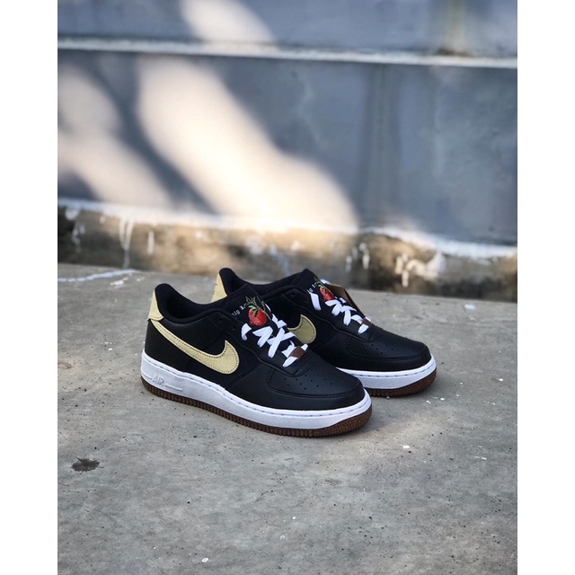 nike air force 1 '07 flare solar pomegranate