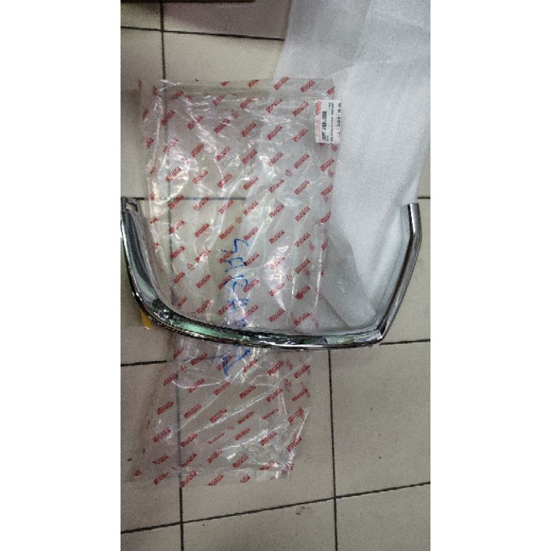 list crome bumper dpn original daihatsu ayla