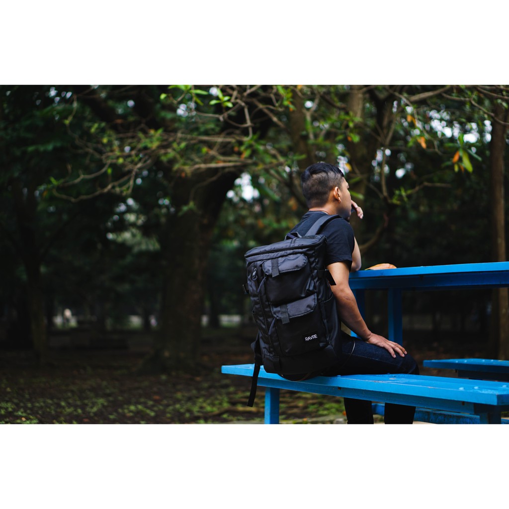 Ravre The Wizard Black Series / Tas Laptop Backpack Ravre