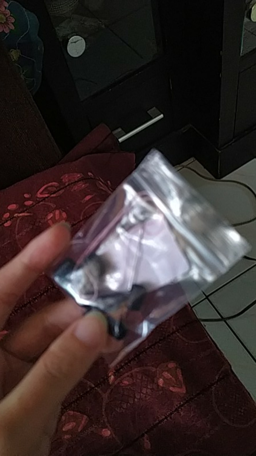 (cr) 1 Kantong Klip Masker Bahan Silikon Elastis Anti Slip