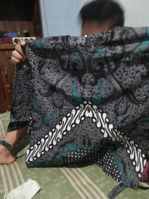 Batik Couple Keluarga Maura Couple Sania Ruffle Ori Ndoro Jowi Dnt Termurah Motif Dimensi Abu Abu