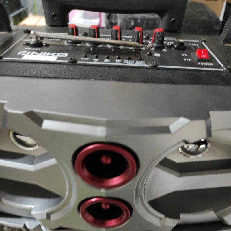 SPEAKER PORTABEL DAT 12 INC SUPER WOFER 2 MIC WIRELESS
