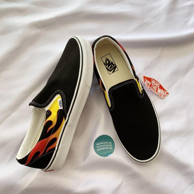 Vans Slip On Flame Black/True White Original Resmi - 39 Iramastore22