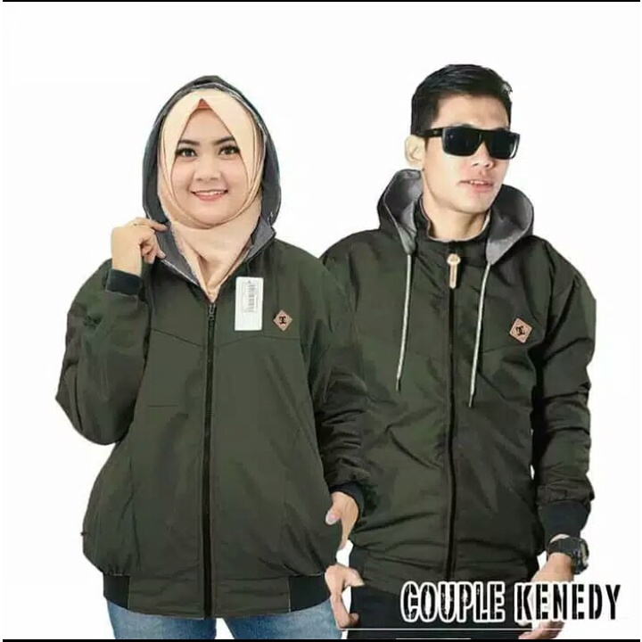 Jaket Couple Hoodie Bolak Balik Satu Paket Isi 2 (sepasang)