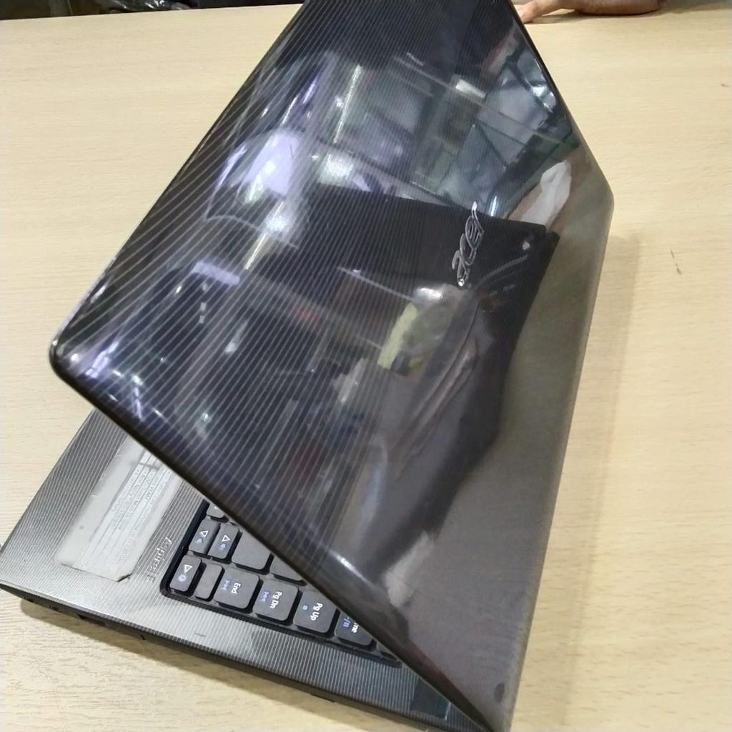 Laptop Leptop Second Seken Bekas Gaming Bekas ACER AMD A8 RADEON 2GB DOUBLE VGA RAM 4GB Murah Original Berkualitas
