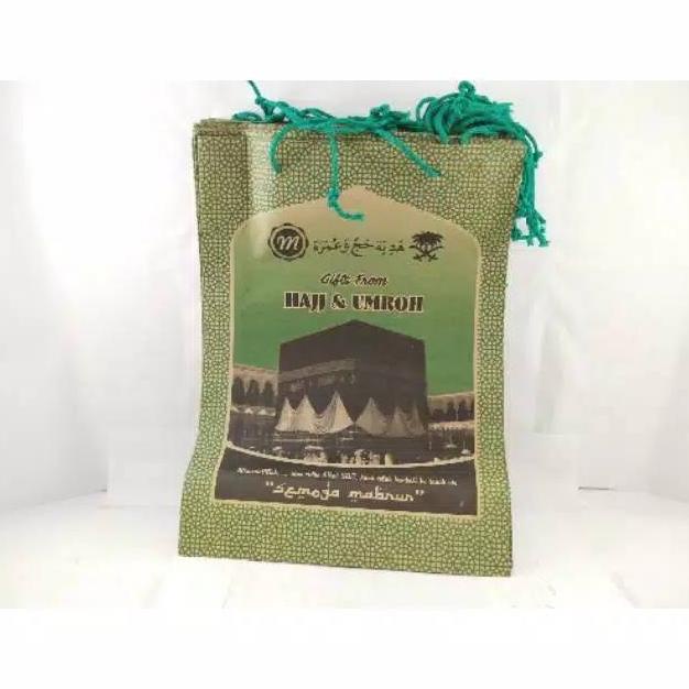 

Paper bag sedang biasa buat oleh oleh haji umroh isi 20 pcs