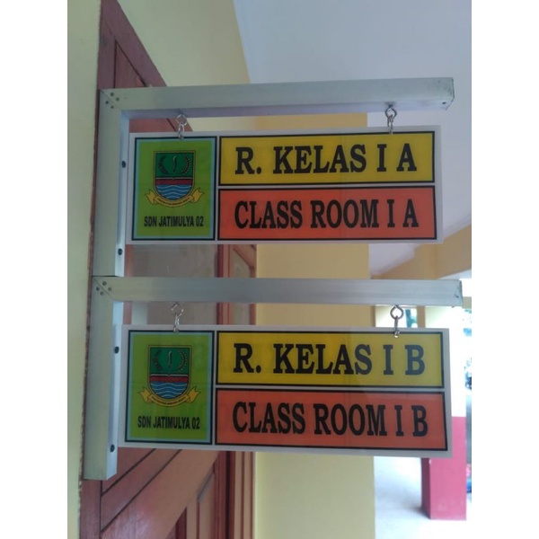 

Papan Ruang Kelas