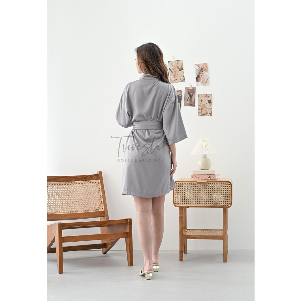 Basic Robe - KIMONO BRIDESMAID SATIN WARNA GREY / ABU  + FREE BORDIR (TULISAN BEBAS BISA NAMA)