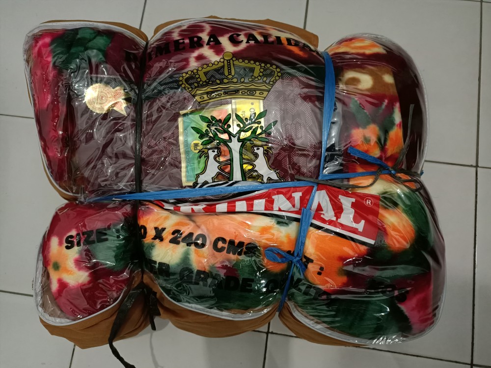 Promo Dahsyat!! Selimut Cardinal Jumbo Ukuran 220 Cm X 240 Cm & Paling Berat 3,4 Kg + Tebal