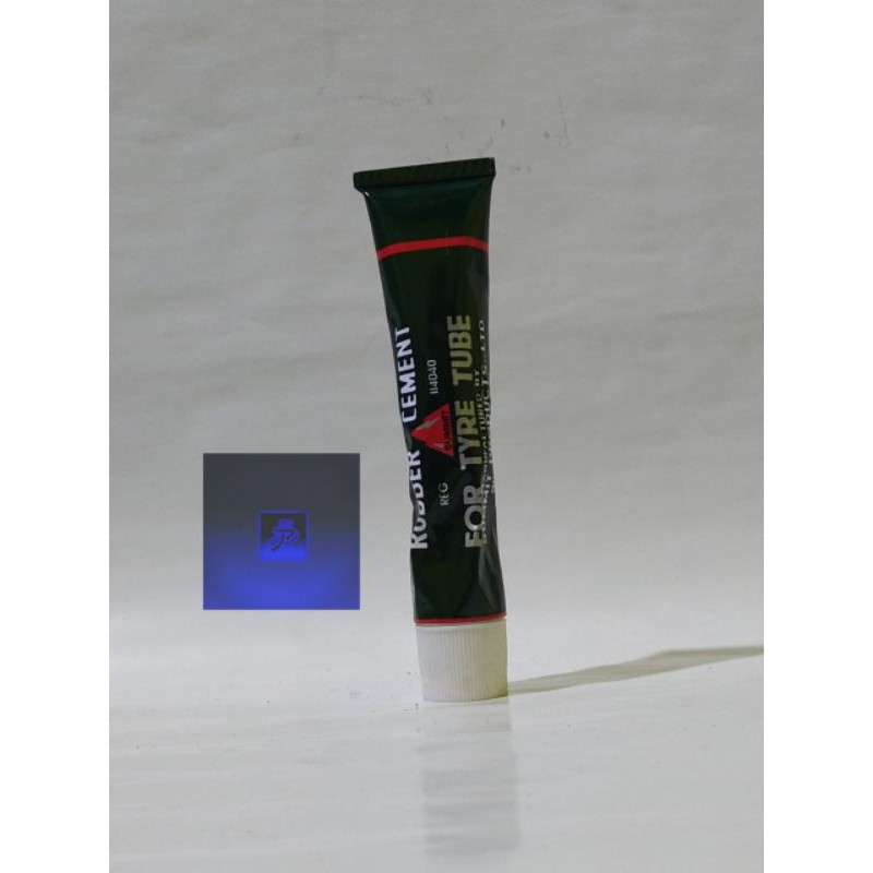 

Lem Tambal ban listrik (tube)