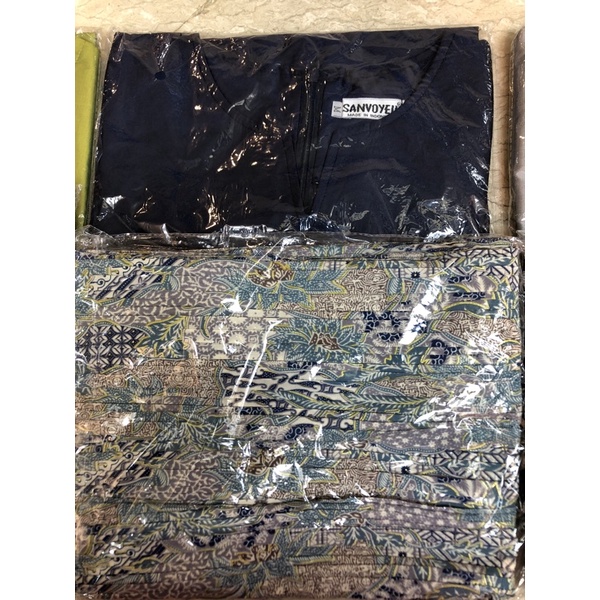 SETELAN KEBAYA TUNIK MODREN-KEBAYA KURUNG TAFETA-KEBAYA WISUDA TERBARU-KEBAYA BROKAT MURAH-ATASAN KEBAYA PESTA-KEBAYA TERBARU FAVORIT-KEBAYA-Nevy