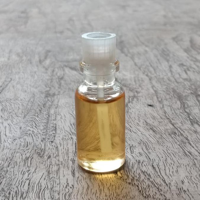 Ready Ready Ready Minyak Cendana Kupang Ntt Galih Murni 4 Ml Murni Asli Wangi Shopee Indonesia