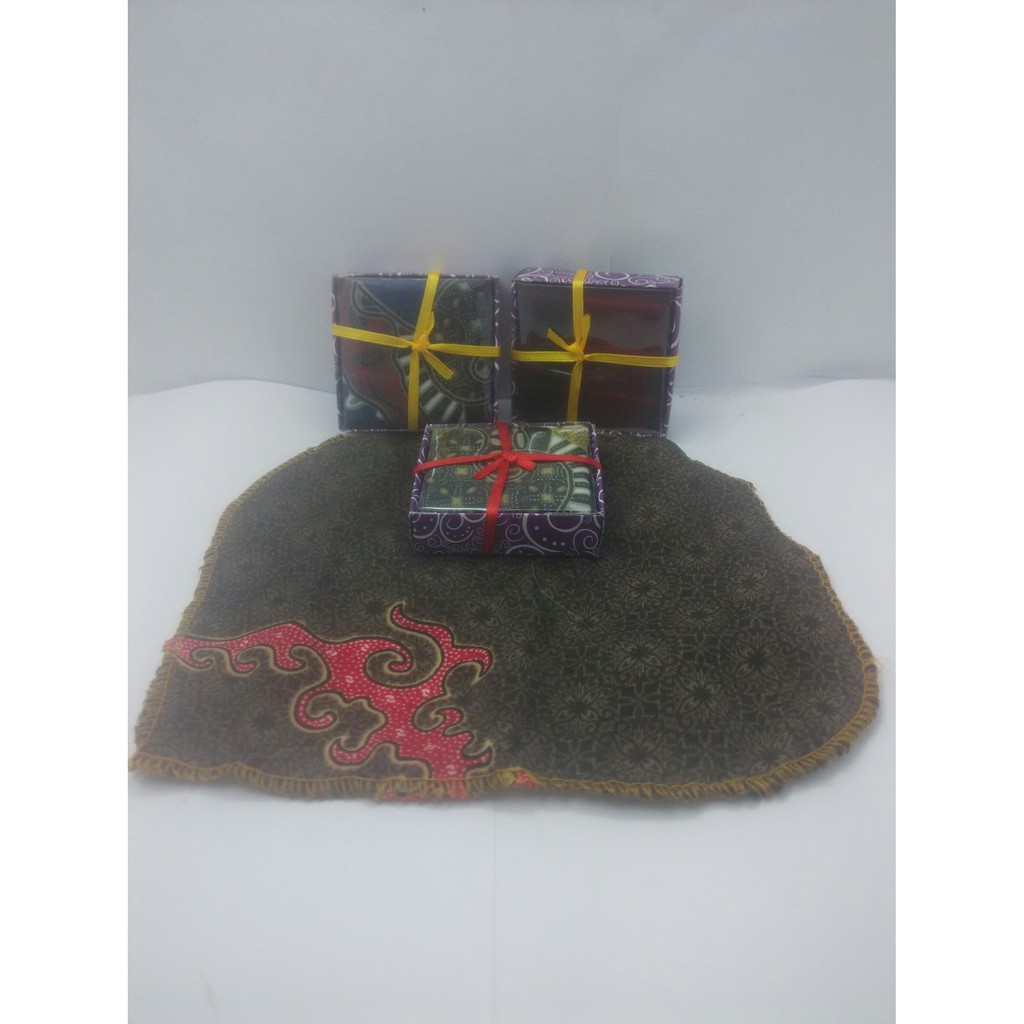 Souvenir saputangan spandek / saputangan batik