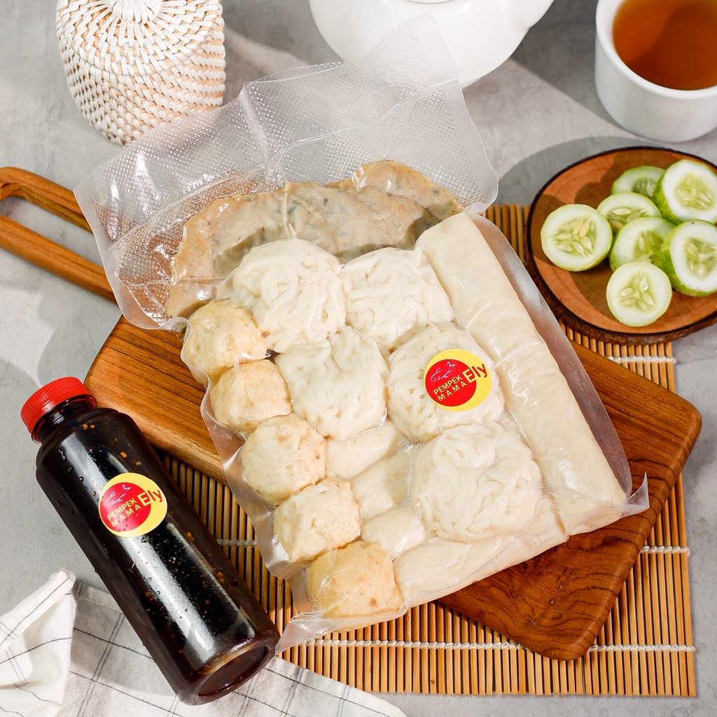 

Pempek Campur PAKET SUPER ikan tenggiri asli palembang 100% HALAL enak