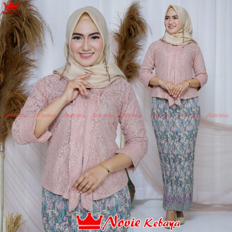kebaya brukat wisuda/kartini