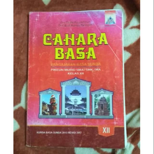 Buku Bahasa Sunda SMA Kelas 12