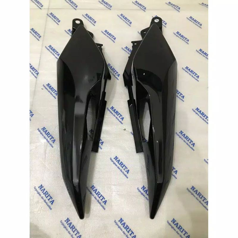 cover body byson hitam