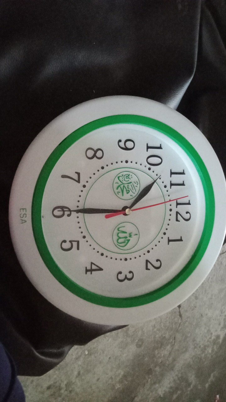 Jam Dinding Esa 714 Detak Kaligrafi Detak Movement Diameter 22cm Best Seller