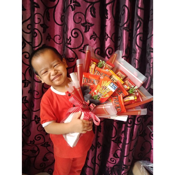 

BUKET SNACK / BOUQUET SNACK / BISA REQUEST / MURAH
