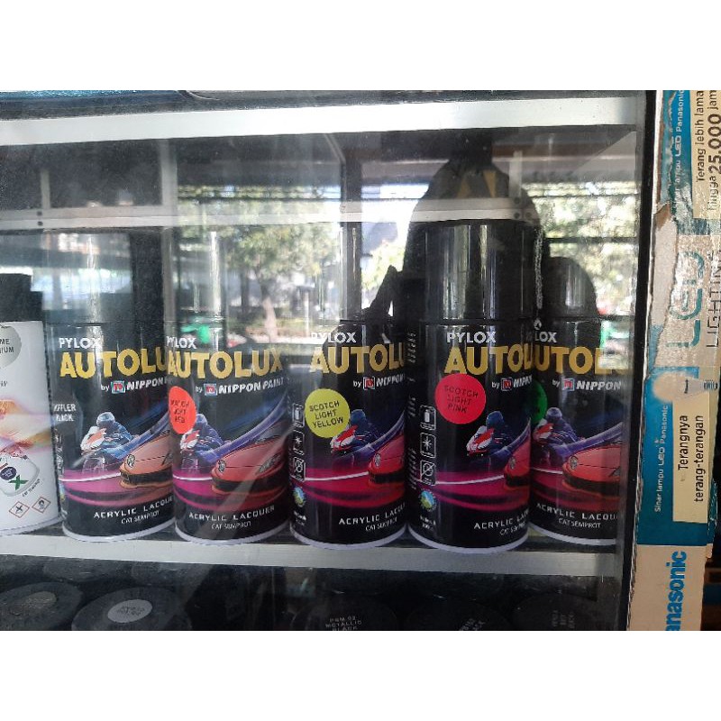 

CAT SEMPROT MERK PYLOX AUTOLUX 300 CC (PENGIRIMAN INSTANT)