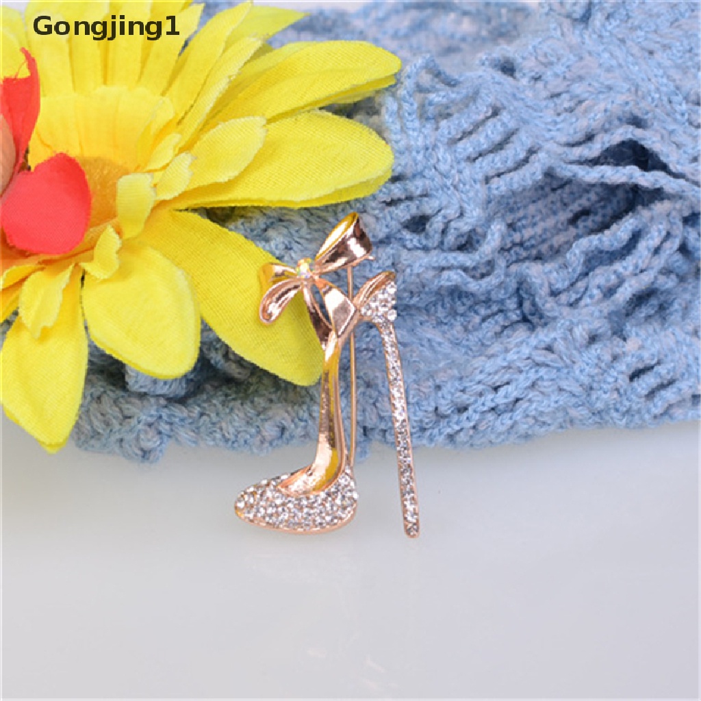 Gongjing1 Bros Pin Lapis Emas Desain Sepatu High Heels Hias Kristal Berlian Imitasi Untuk Wanita