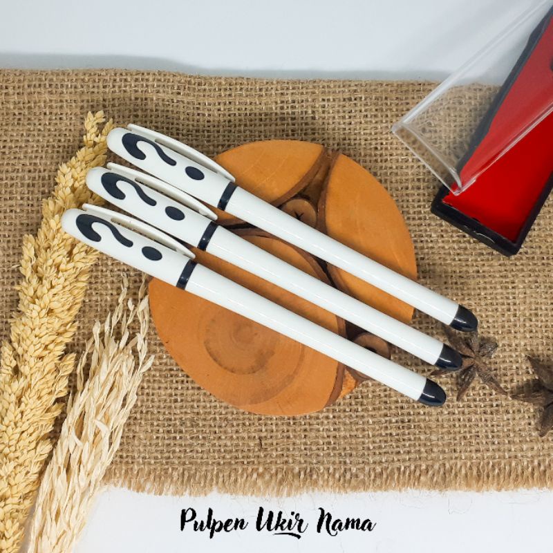 

Pulpen Ukir Nama Custom ,tanda tanya Putih Tinta Gel 0.5mm