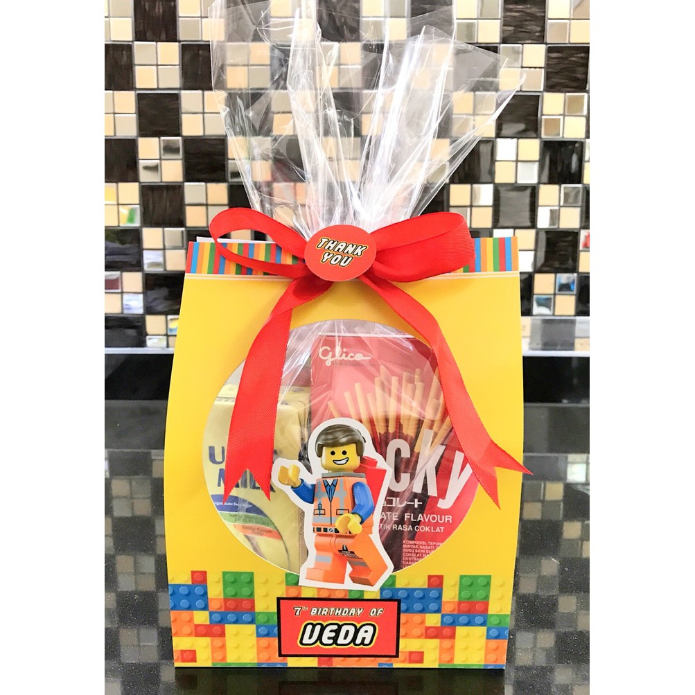 

Kotak Box Mika Souvenir Ultah Lego