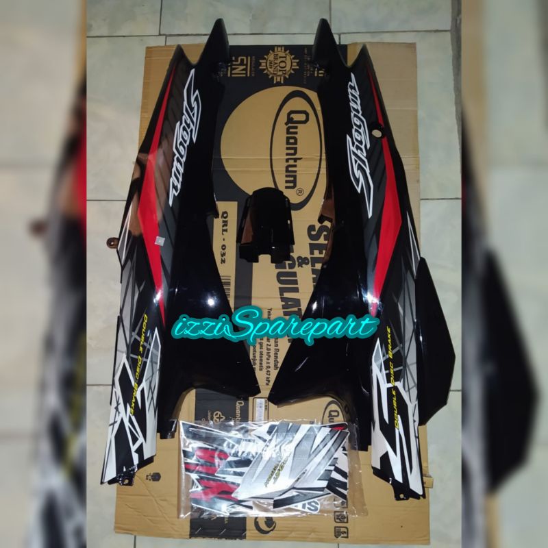 BODY BELAKANG SHOGUN SP 125 hitam + striping