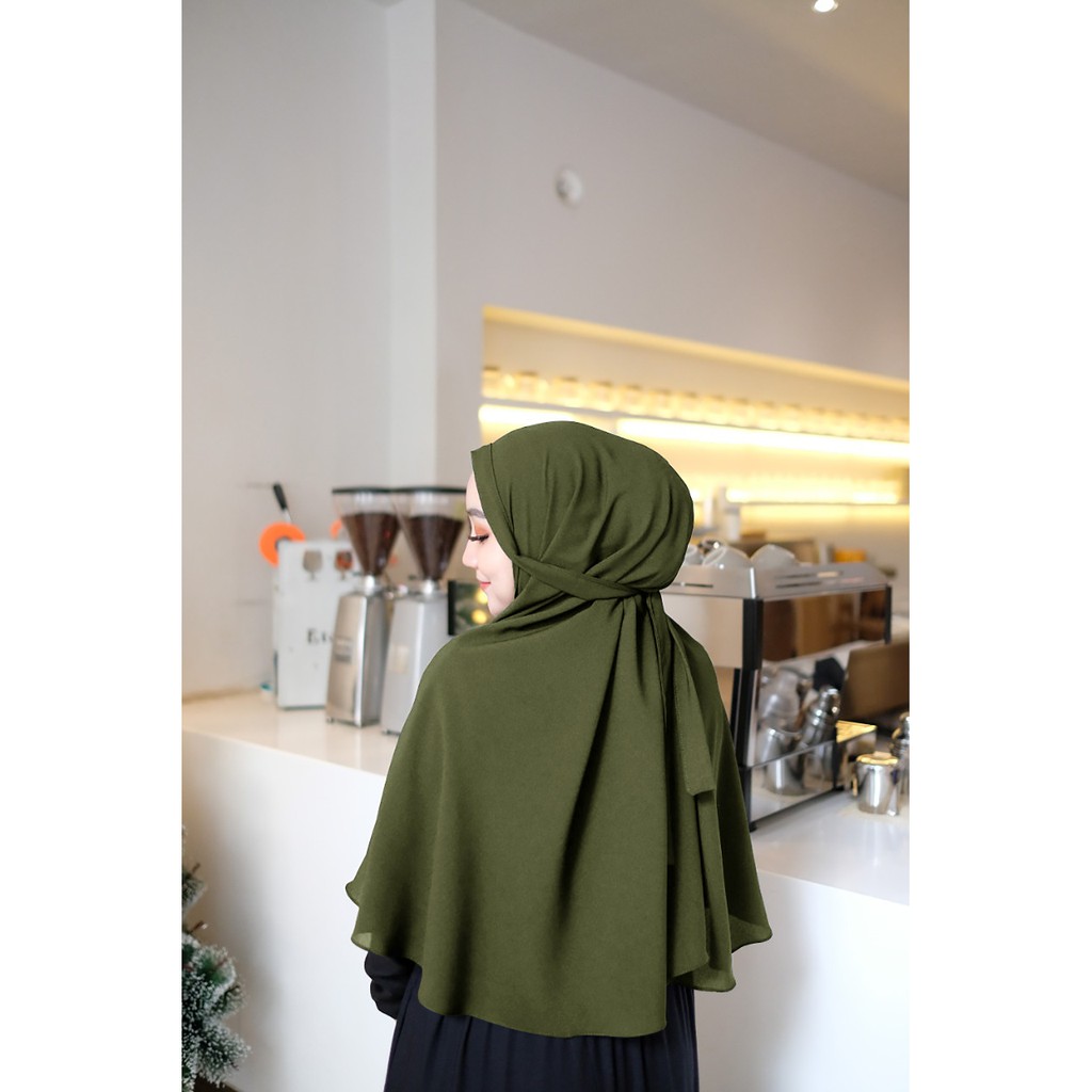 Vallina Outfit - Hijab Syari Bergo Instant | Kerudung Instan Bergo Baiti Premium [Maryam]-Army