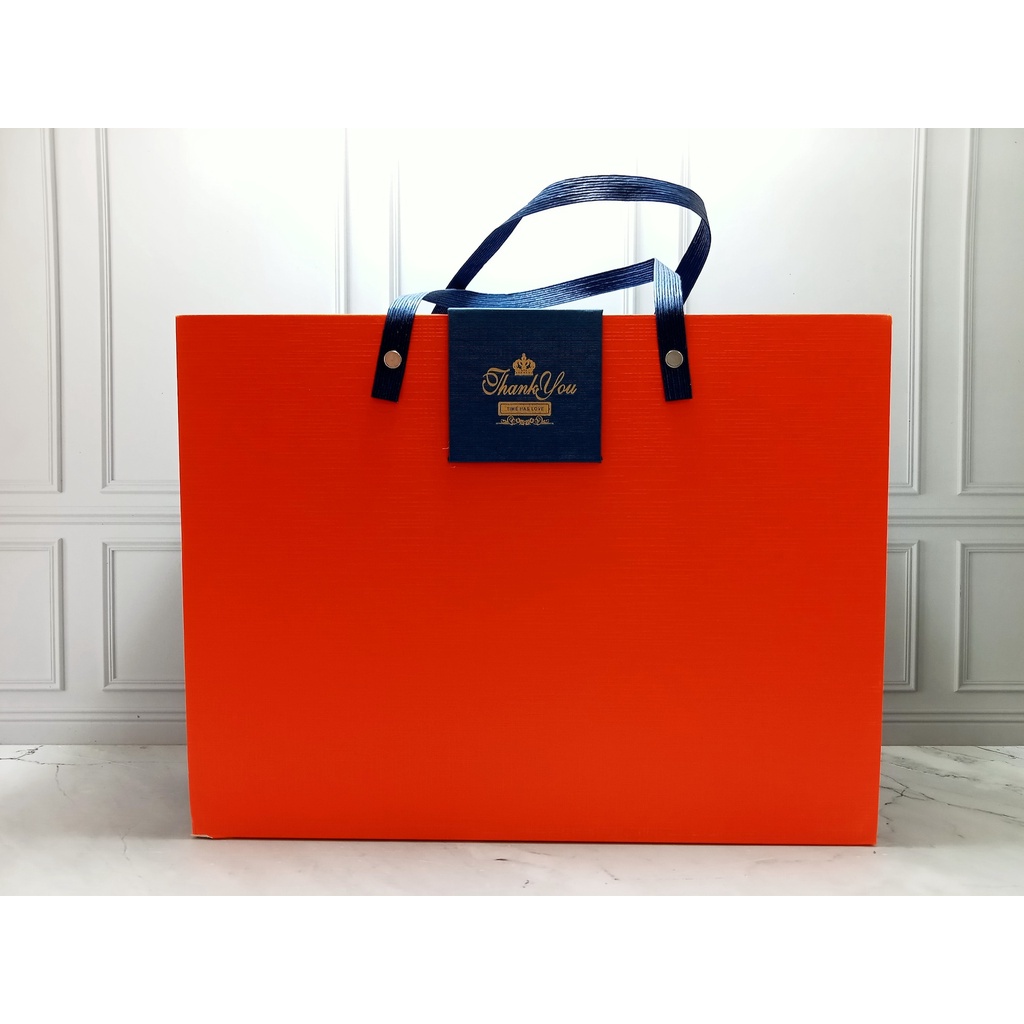 

DEFECT - Kotak Kado Hadiah Magnet/ Bentuk Tas Mewah Magnetic Orange B