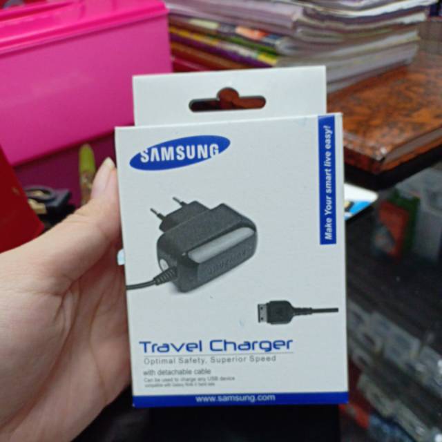 CHARGER SAMSUNG CASAN PLIF HM-220/SAMSUNG LIPAT FLIP CARAMEL GT E1272 ORI