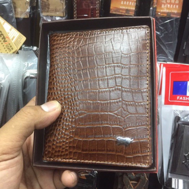 dompet pria bahan kulit asli motif cetak buaya model lipat buku #dompet #dompetpria #dompetkukit