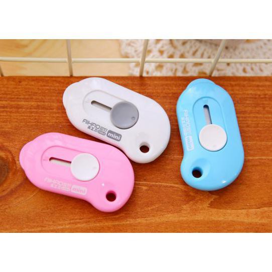 

BARANG MURAH GANTUNGAN KUNCI MINI CUTTER / MINI CUTTER STATIONARY KEBURU HABIS..