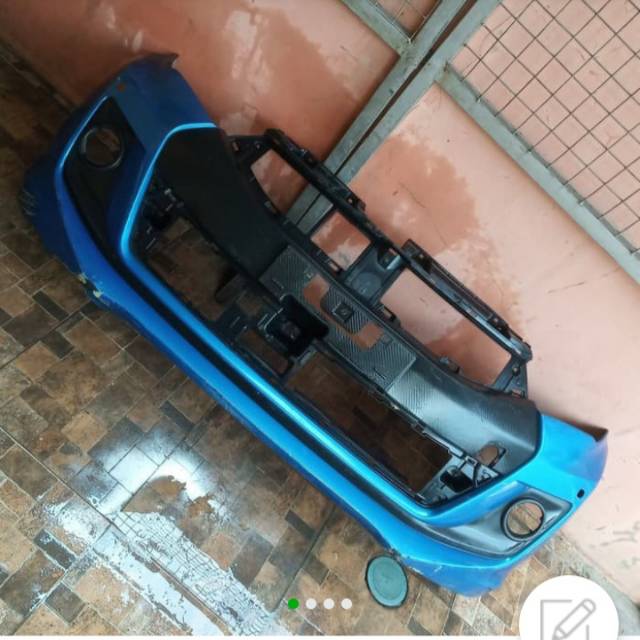 Bumper depan Daihatsu Sirion 2016