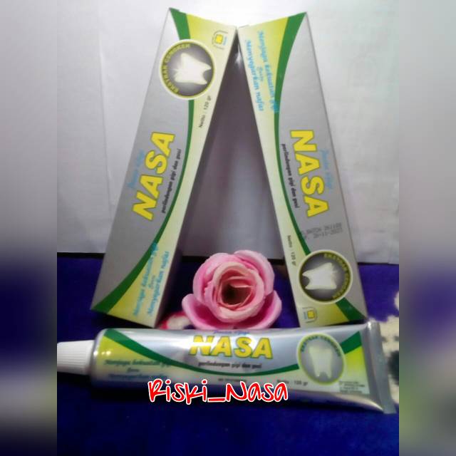 Pasta gigi untuk merontokkan karang gigi