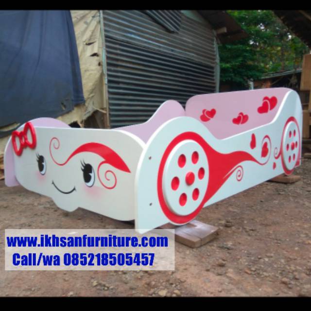 Tempat tidur Anak perempuan karakter, ranjang tidur anak perempuan karakter mobil