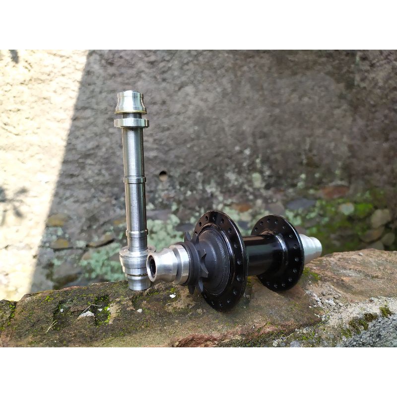 Axle Female Rear Hub Magic Flute-Novatec Rebel