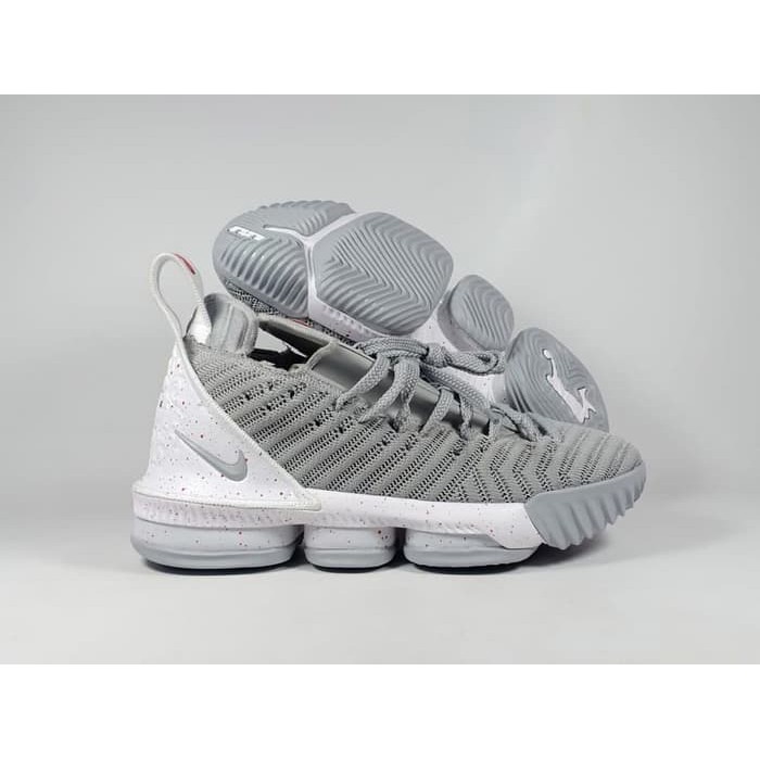 Sepatu Basket LEBRON 16 WOLFGREY WHITE
