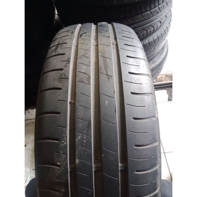 BAN MOBIL SECOUND 175/60 R15 .