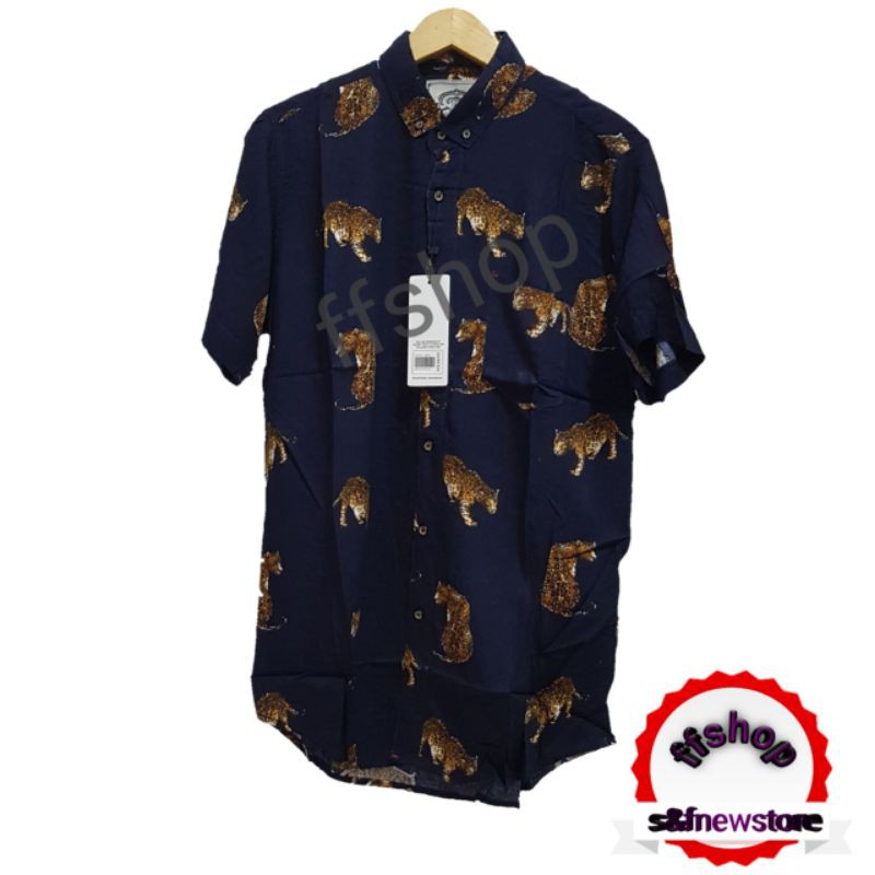 Kemeja lengan pendek  pria keren