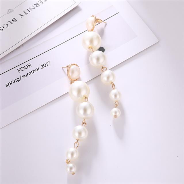 Eropa dan Amerika personalized sederhana pearl anting-anting panjang wanita Korea all-match fashionm